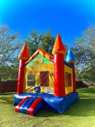 Small castle bounce house